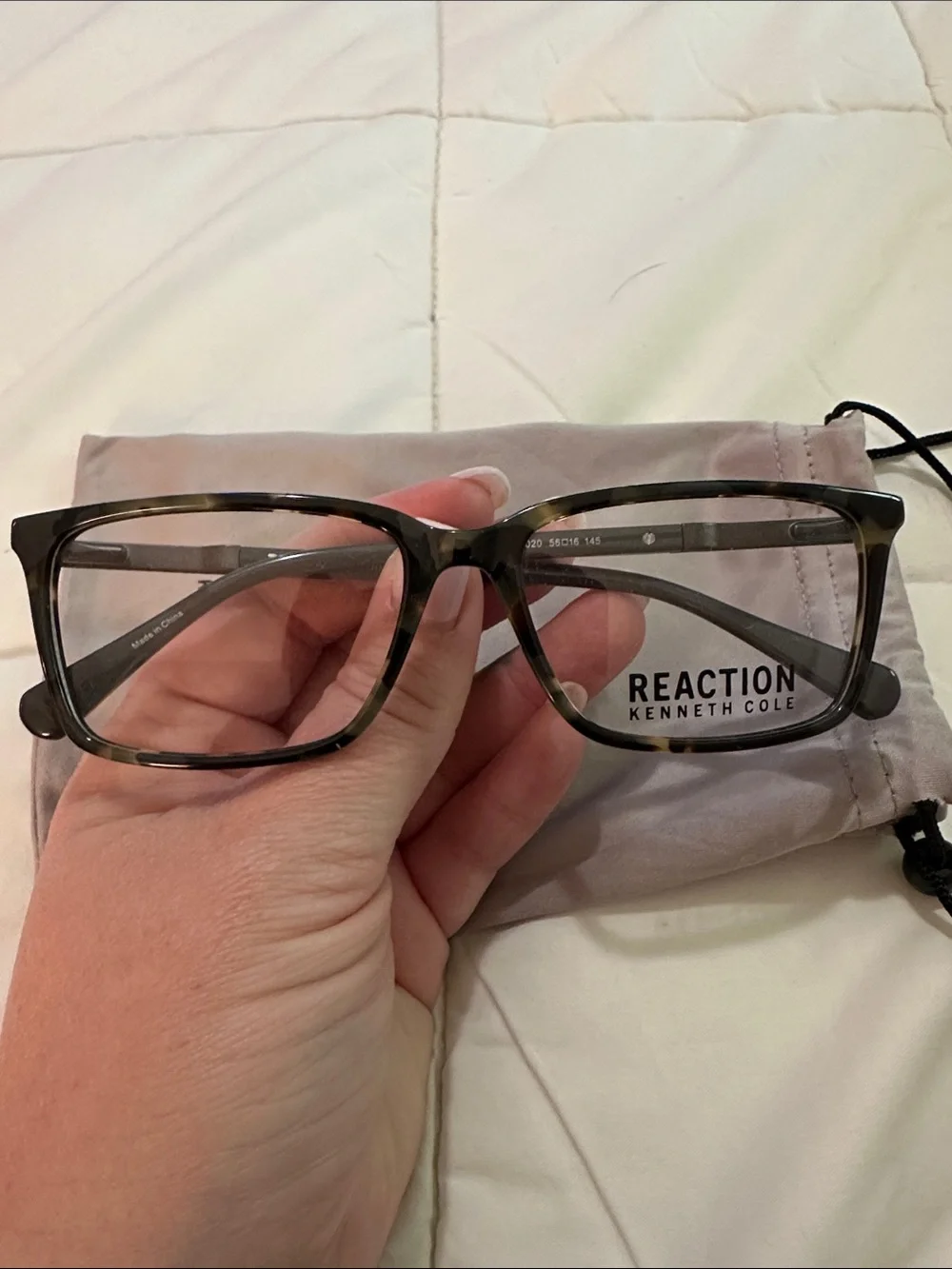 Reaction Kenneth Cole Tortoiseshell Rectangular Glasses in Brown and Black